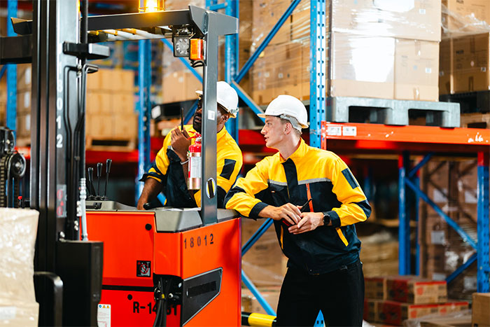 alquiler-de-apiladores-eléctricos