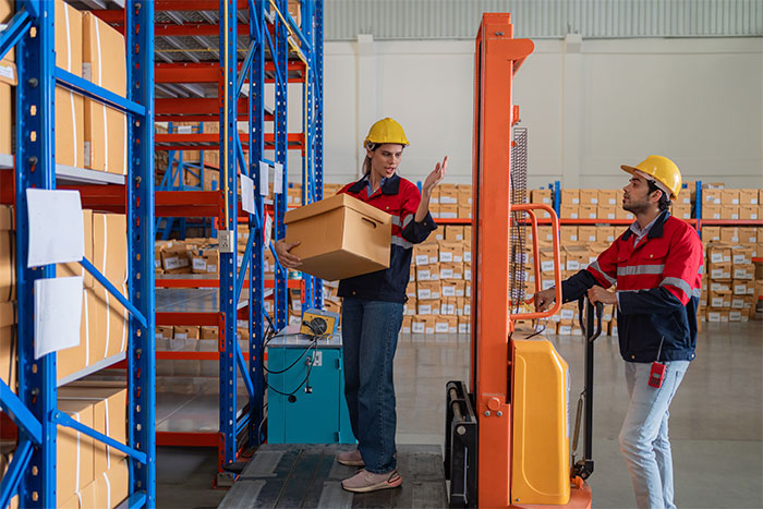 alquiler-de-apiladores-manuales