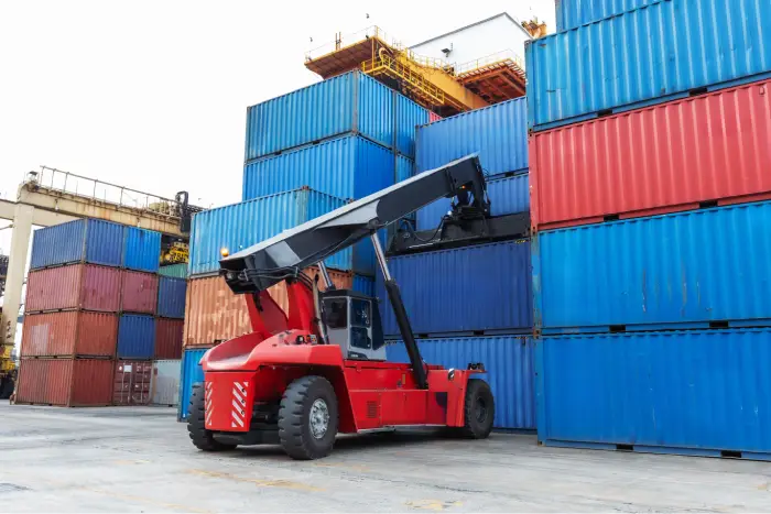 Reach stackers en alquiler